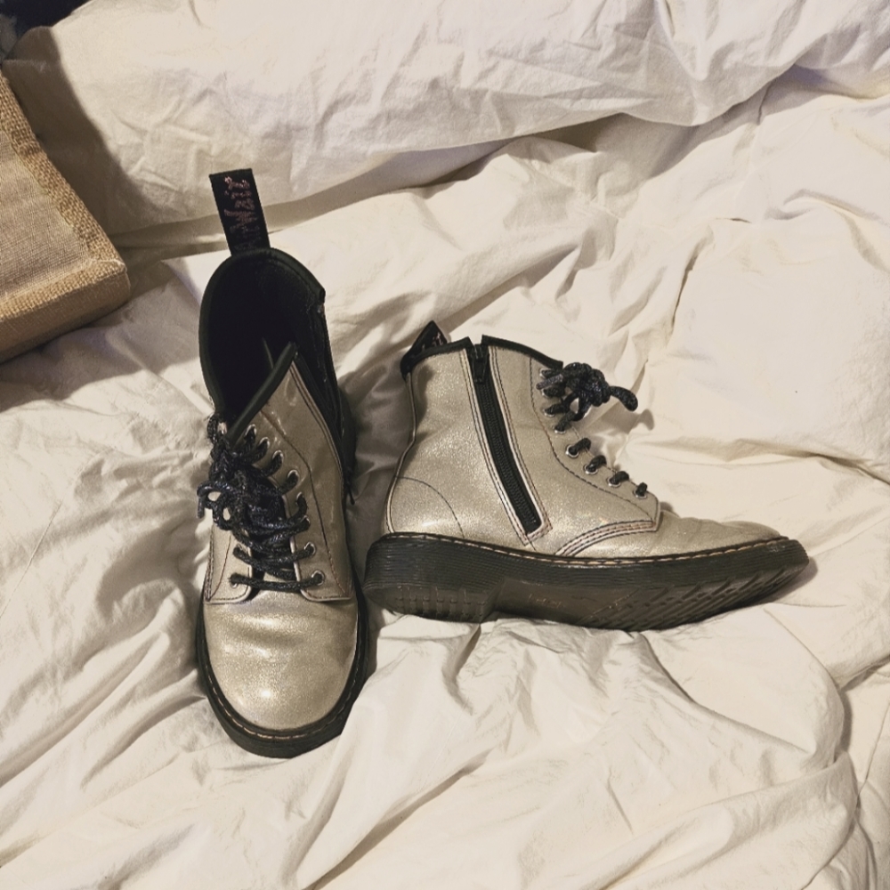 Dr Martens 1460 Glitter J Silver Side Zip Lace Up Combat Boots Girls UK1 US2